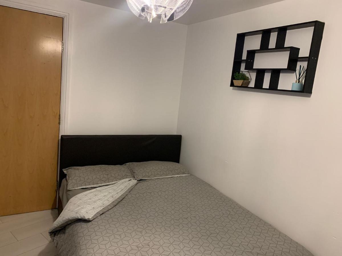 Room Near City ลอนดอน ภายนอก รูปภาพ